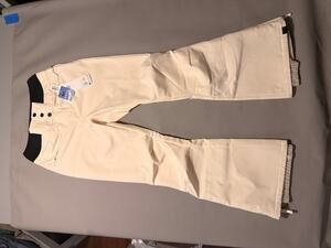 NWT Roxy Cream Snow Ski Pants with Zip Pockets and Boot Gaiters